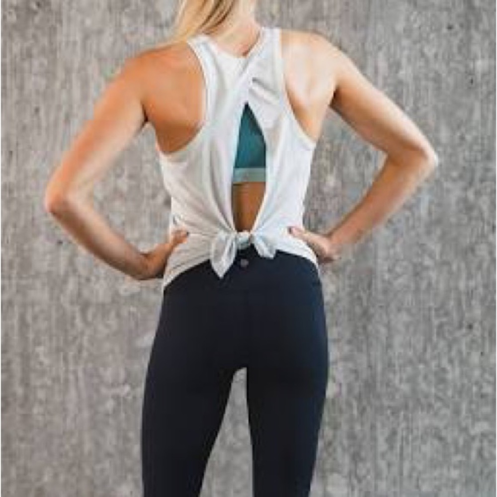 Lululemon All Tied Up White Tie-Back Tank Top size medium M